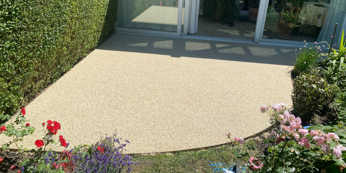 Steentapijt op klein terras